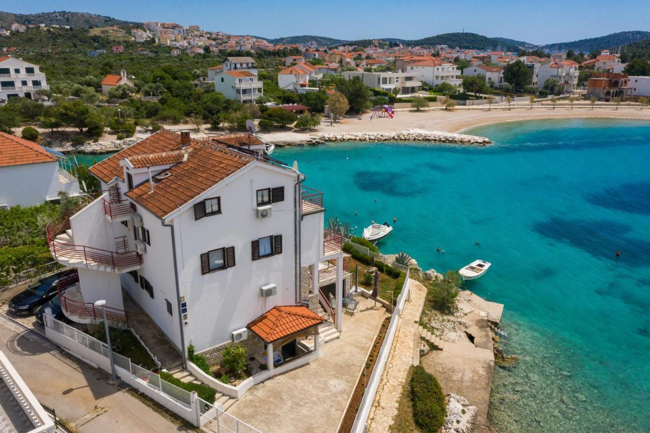 Apartments Villa Zrinka - Last Season Ever! 로고즈니차 외부 사진