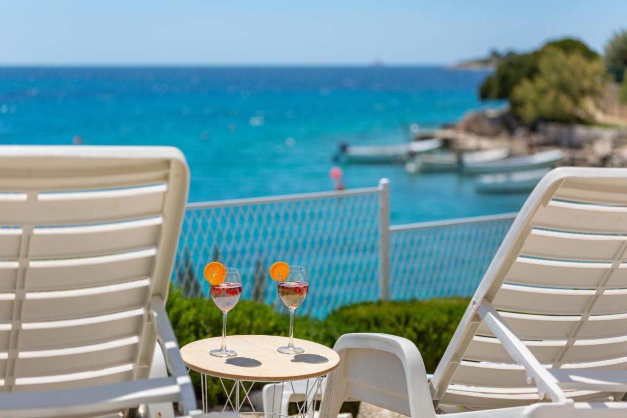 Apartments Villa Zrinka - Last Season Ever! 로고즈니차 외부 사진