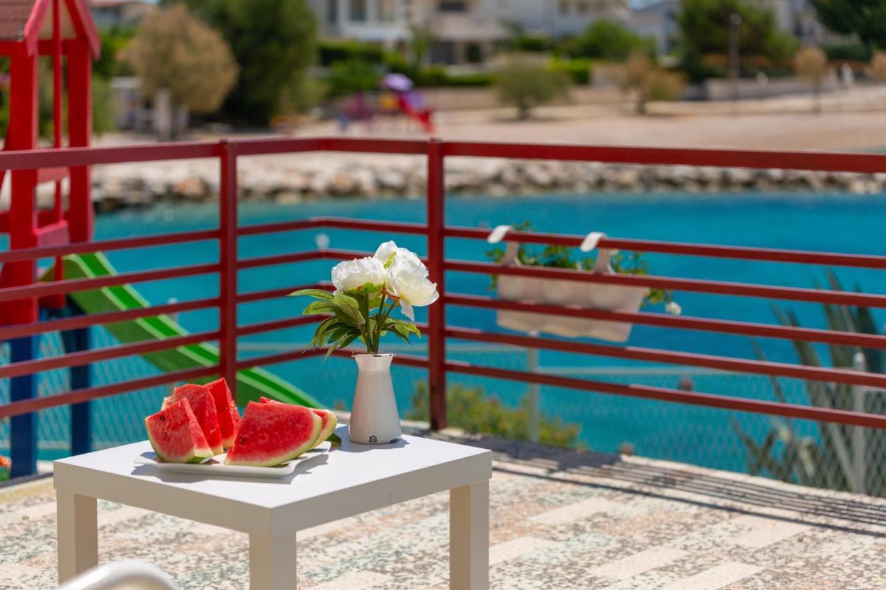 Apartments Villa Zrinka - Last Season Ever! 로고즈니차 외부 사진