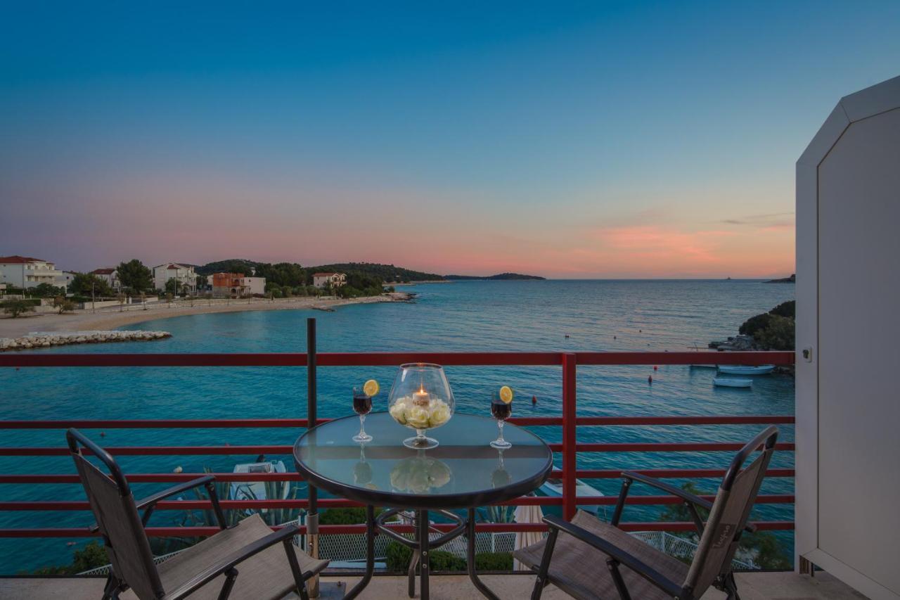 Apartments Villa Zrinka - Last Season Ever! 로고즈니차 외부 사진